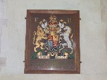 royal arms: EIIR